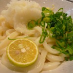 神戸　三宮　うどん　讃岐麺房 すずめ