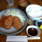 池田・石橋　とんかつ・カレー　かつれつ亭